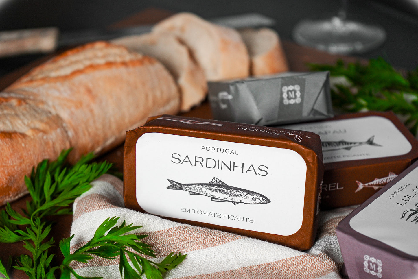 Feinkost Machado - Sardinen in pikanter Tomatensoße